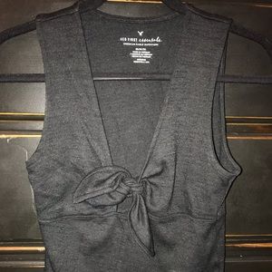 American eagle Tie close crop top